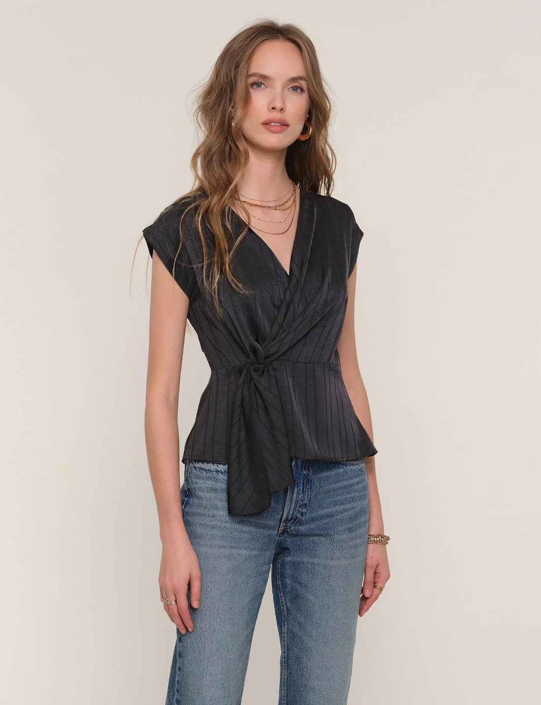 Heartloom Olive Top / black
