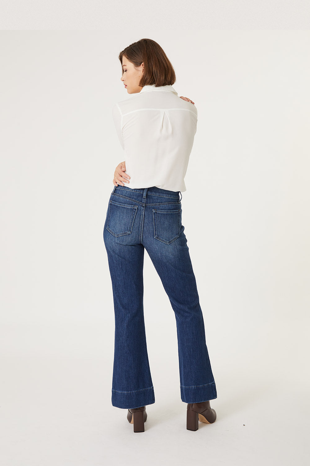 Level99 Claudia Flare