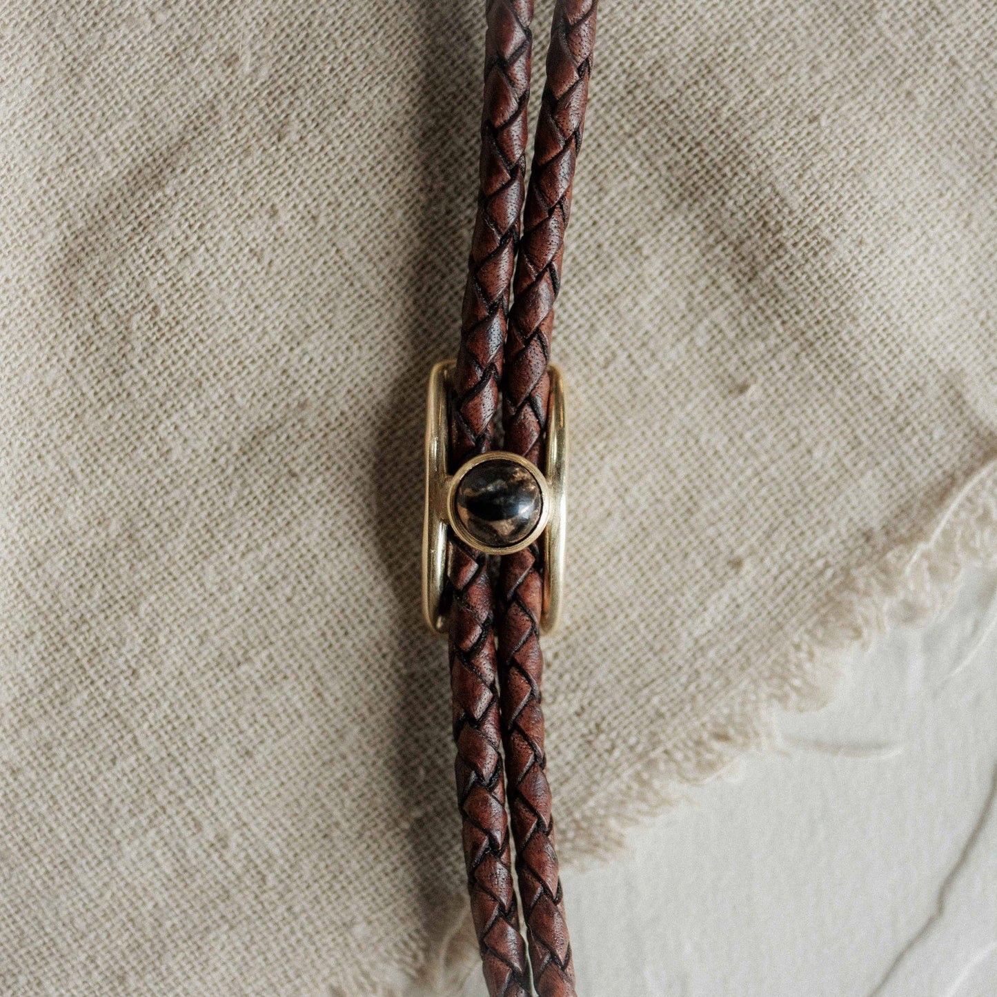 Commonform Shepherd Bolo Tie // Stone