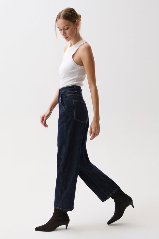 Pistola Beau Seamed Crescent