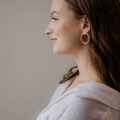 Common Form Eclipse Stud