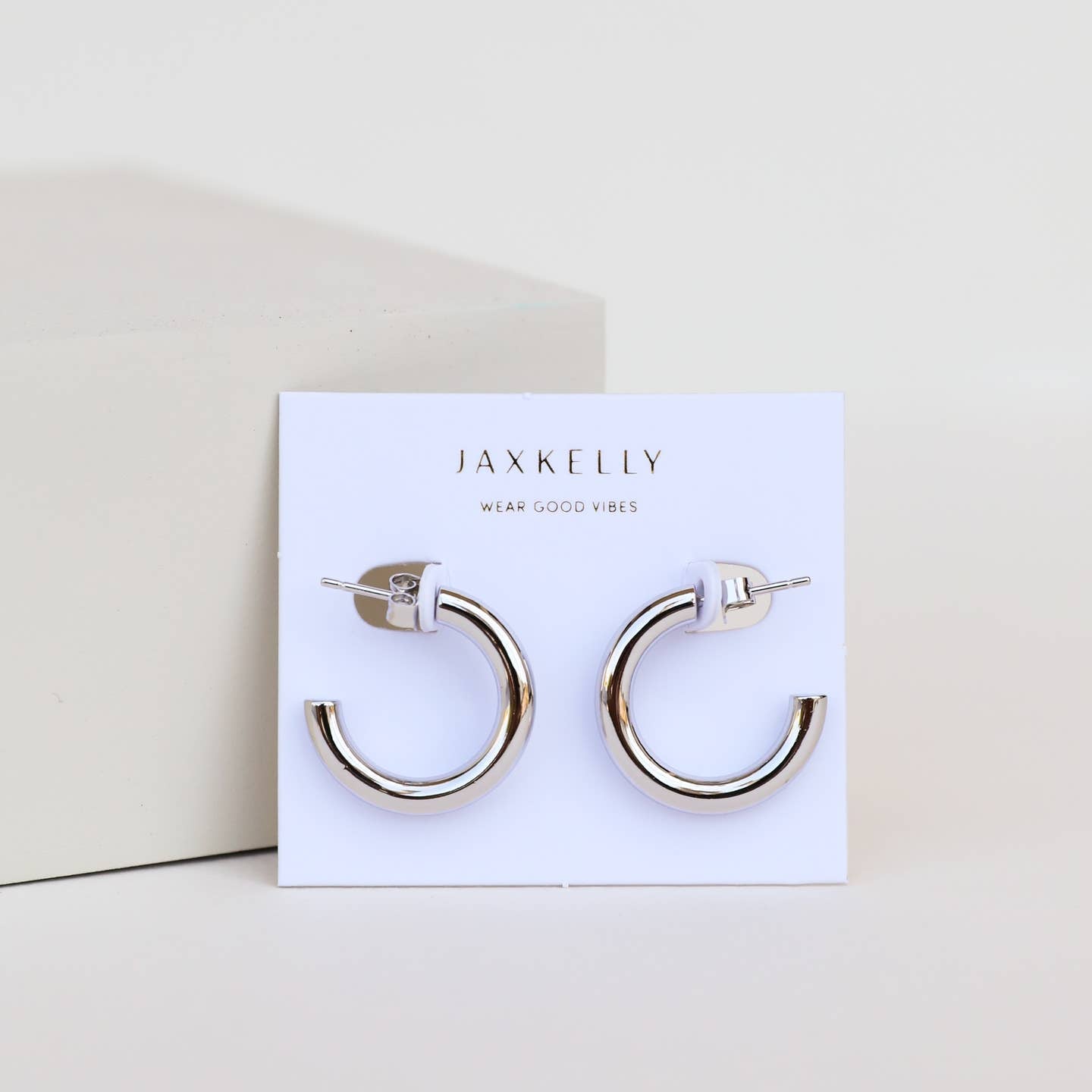 Jaxkelly Medium Hoop