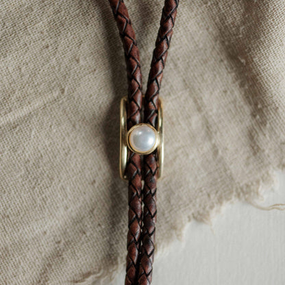 Commonform Shepherd Bolo Tie // Stone
