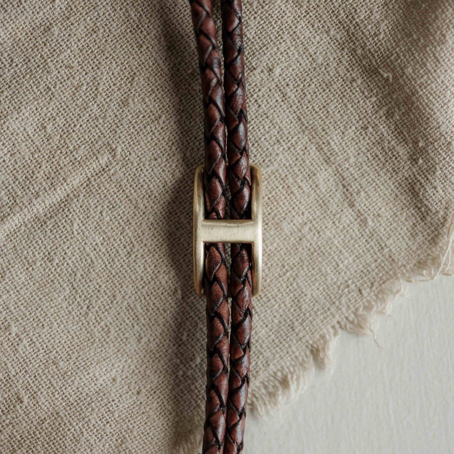 Commonform Shepherd Bolo Tie // Brass
