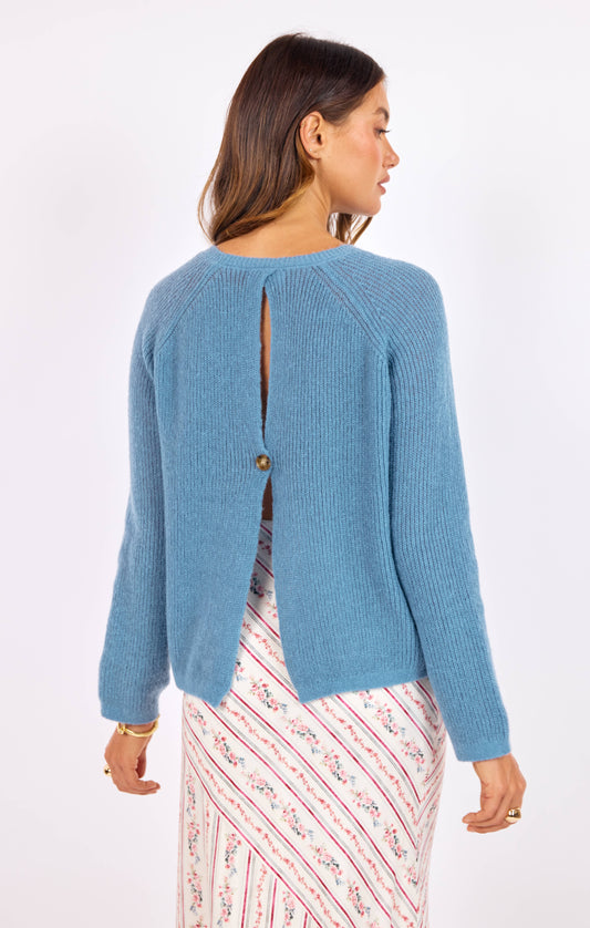 Sage Fountain Sweater / dusty blue